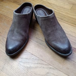 Born starr slip on boot with heel Taupe size 8